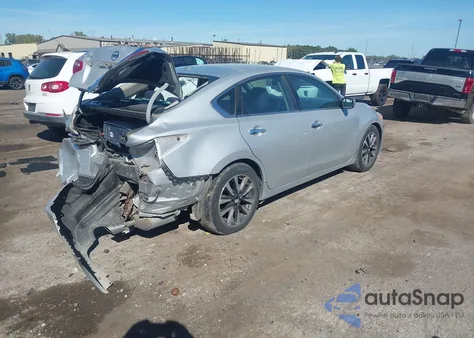 2017 Nissan Altima 2.5 Sv z USA, uszkodzony, nr VIN 1N4AL3AP9HC274936